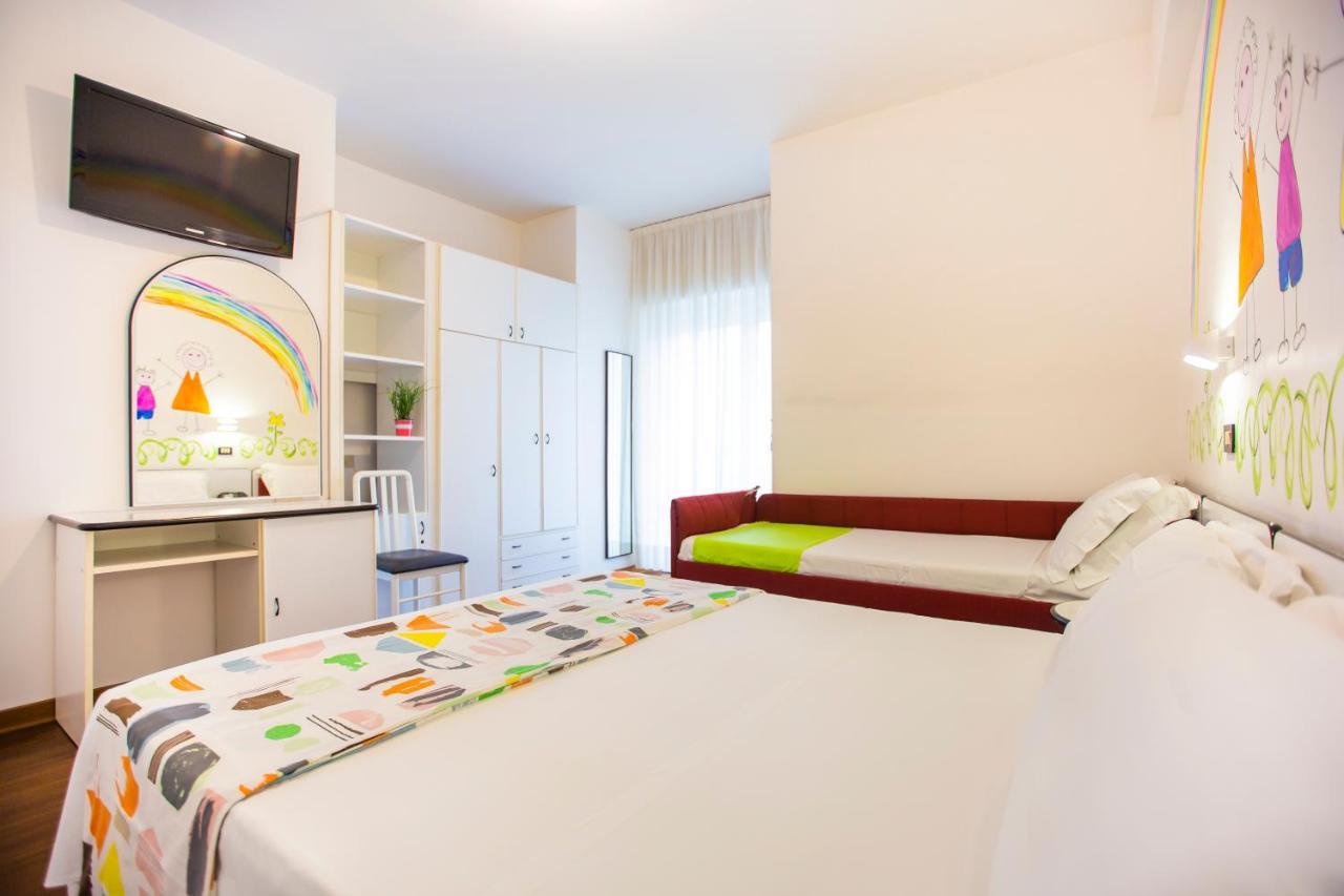 Hotel Adelphi Riccione Exteriér fotografie
